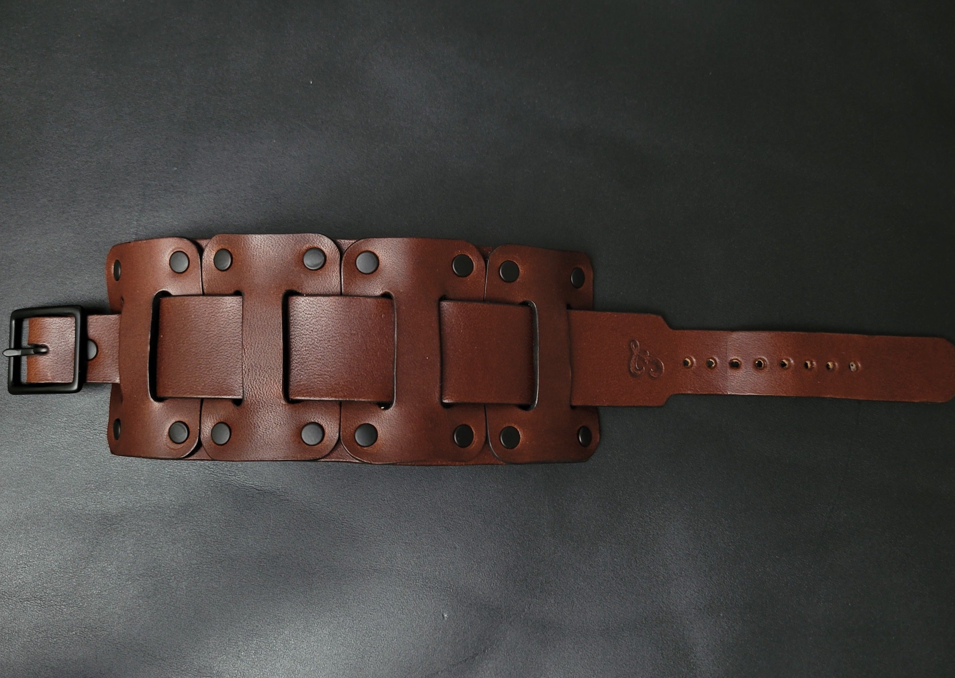 LEATHER CUFF BRACELET / BIKER'S WRISTBAND - brown leather