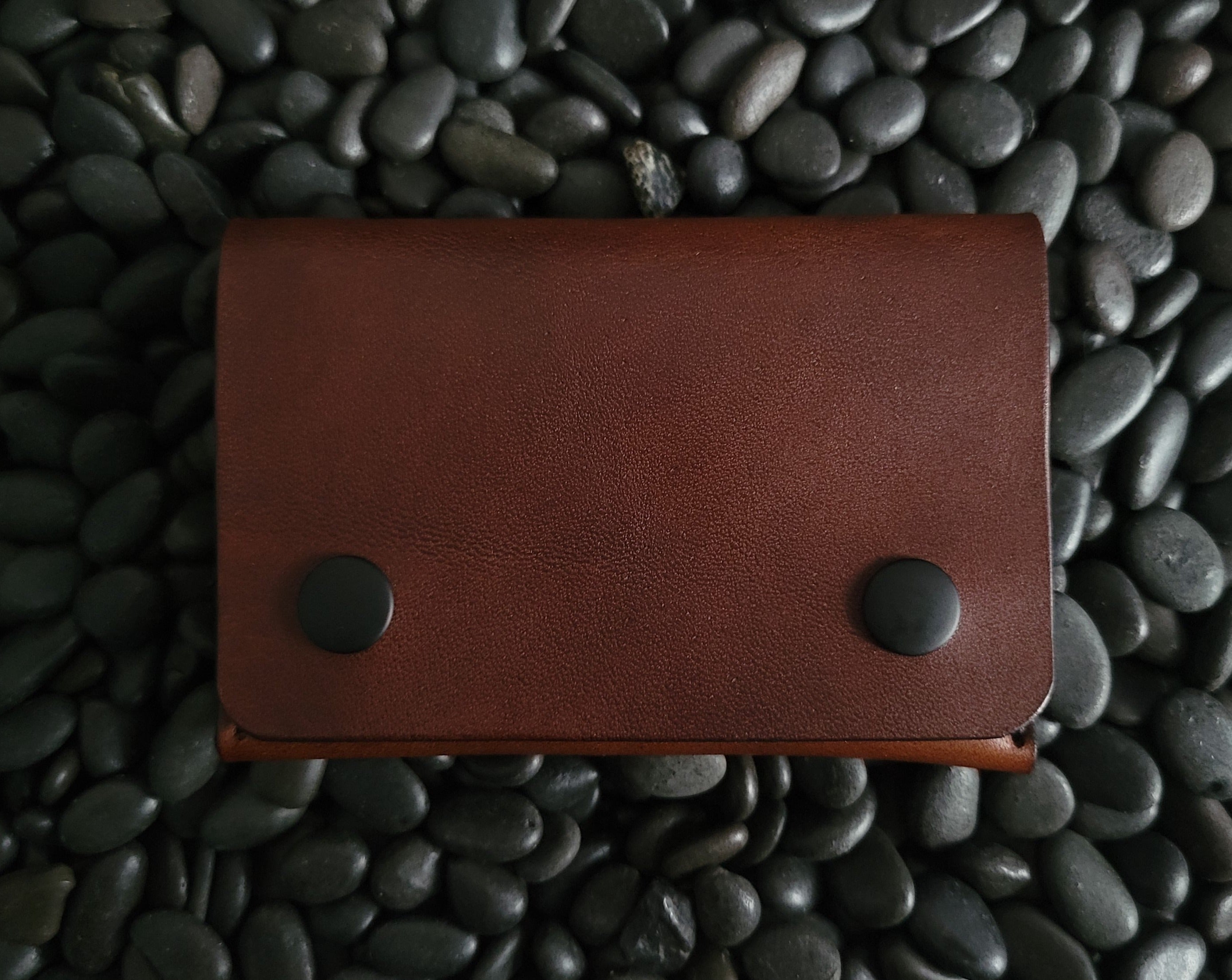 DOUBLE-POCKET - brown leather