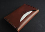 Load image into Gallery viewer, DOUBLE-POCKET - brown leather
