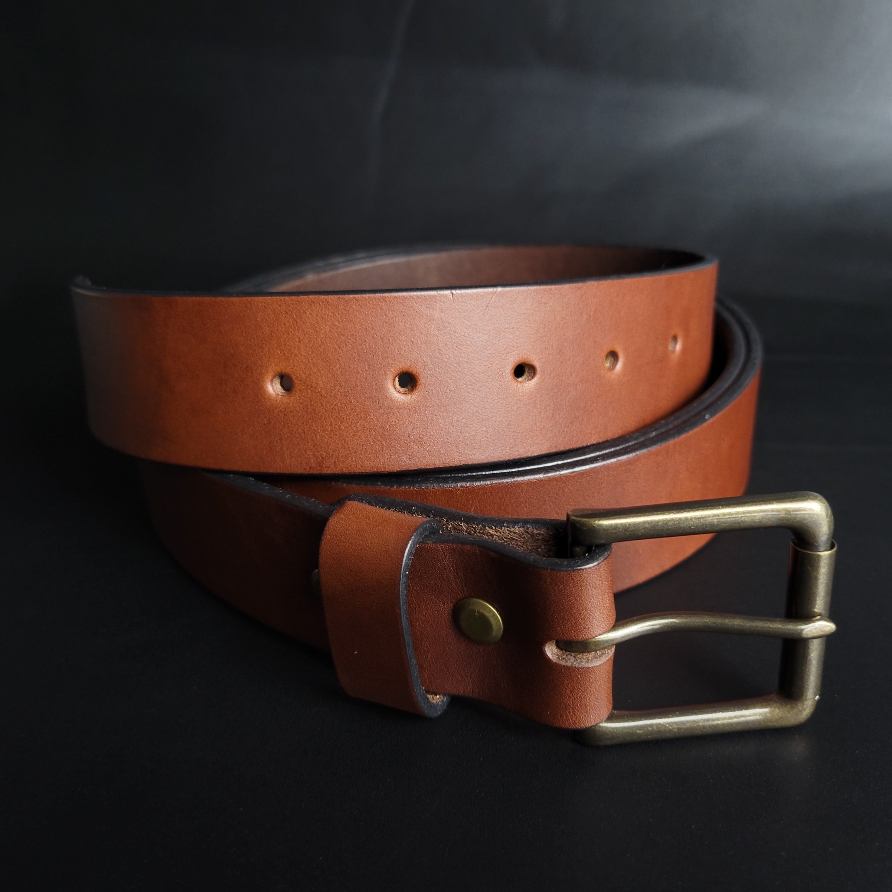 BROWN LEATHER BELT - antique brass buckle