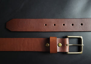 BROWN LEATHER BELT - antique brass buckle