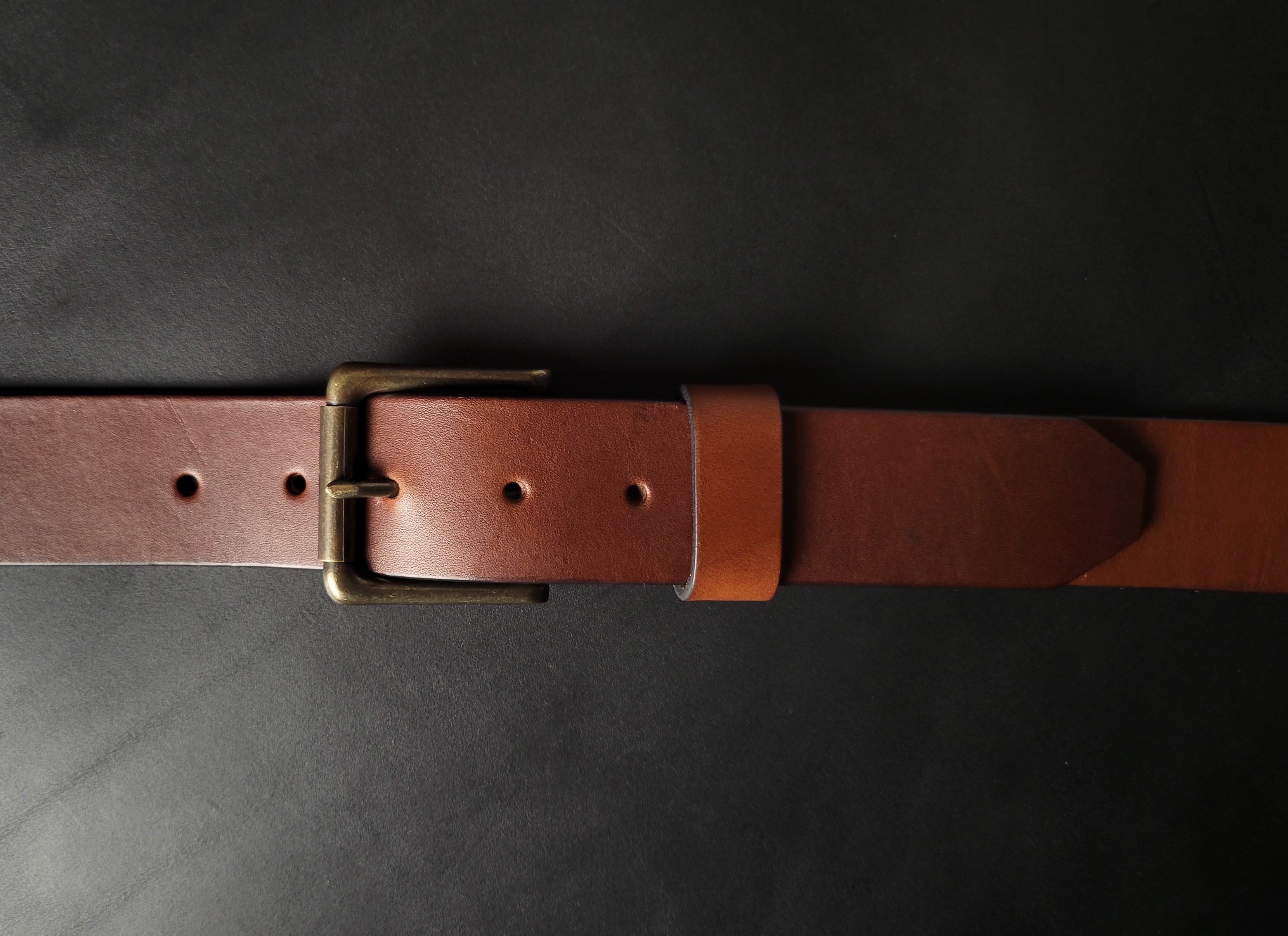 BROWN LEATHER BELT - antique brass buckle