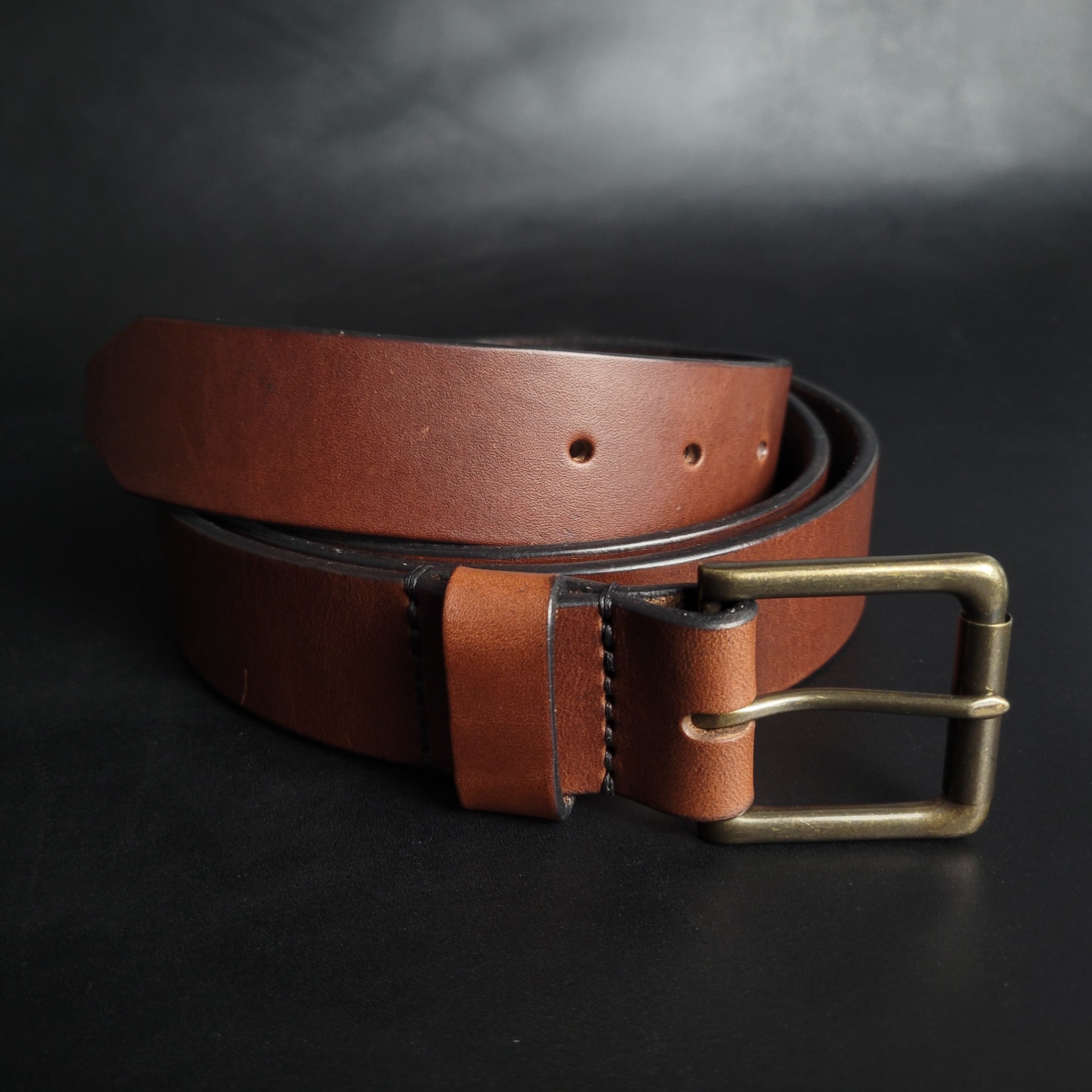 stitched BROWN LEATHER BELT - antique brass buckle