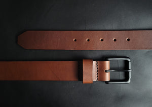 stitched BROWN LEATHER BELT - black matte buckle