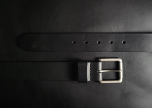 stitched BLACK LEATHER BELT - nickel matte buckle