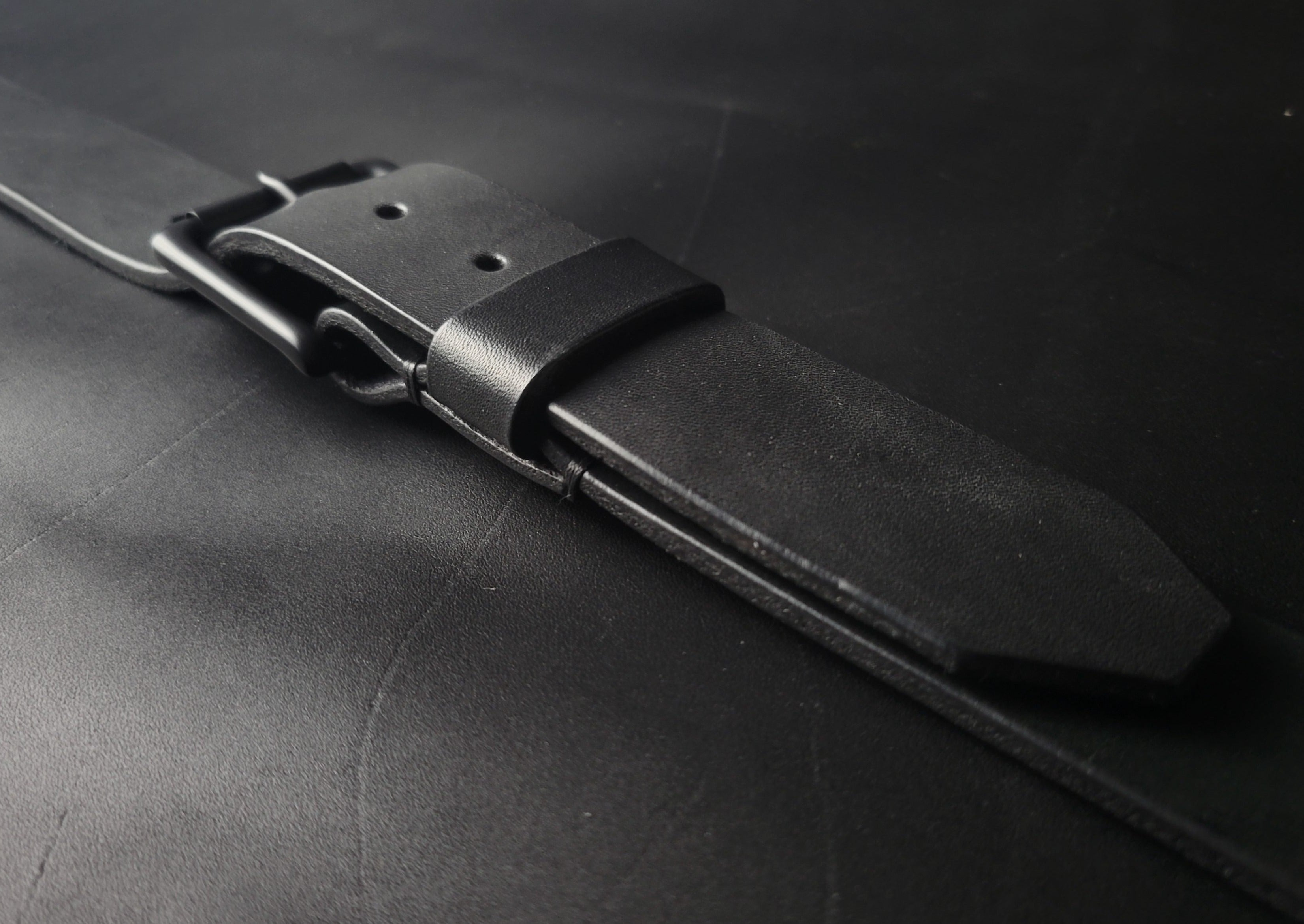 stitched ALL BLACK LEATHER BELT