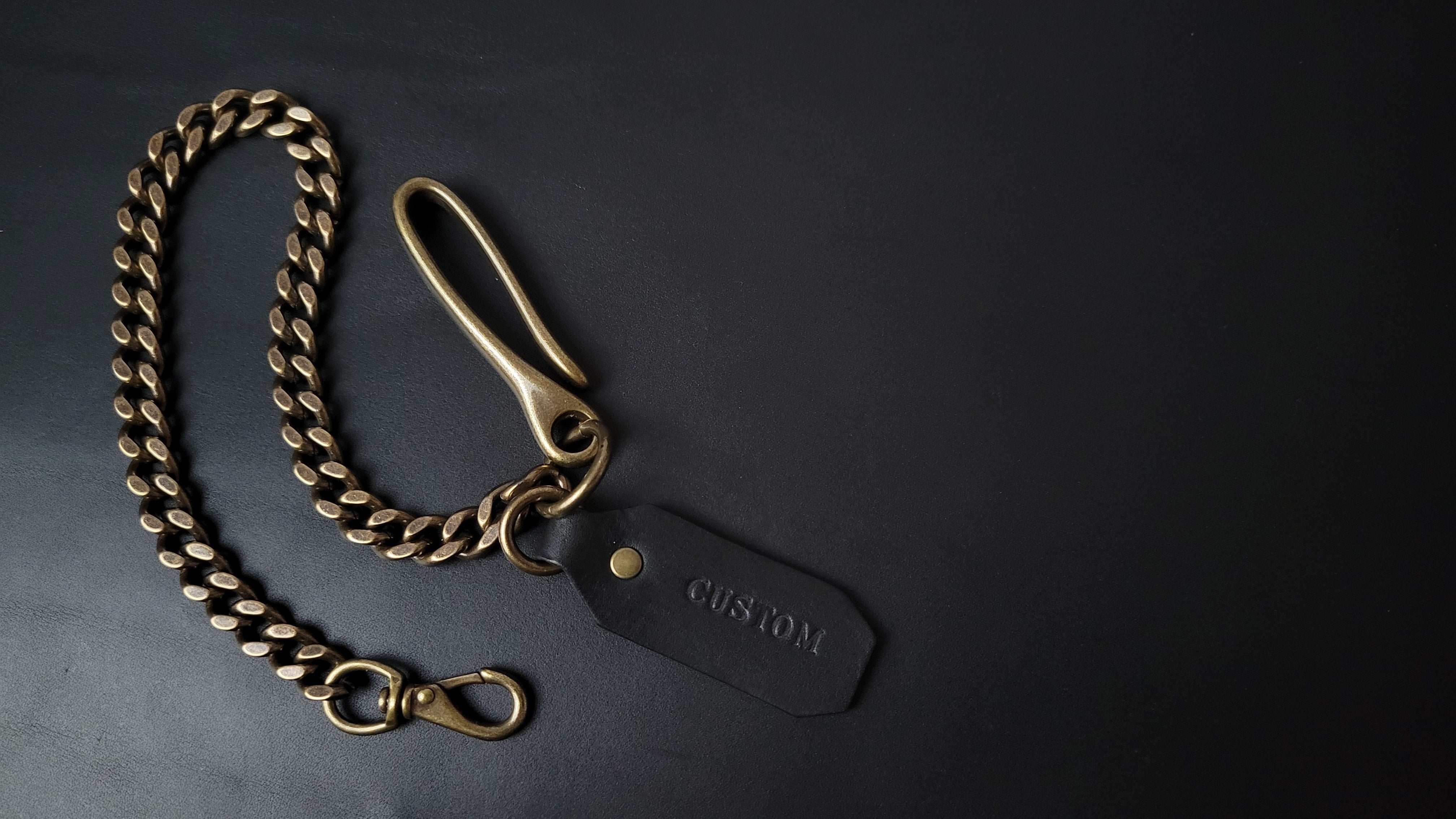 Iron Heart Wallet Chain with Hook and Rings - Brass